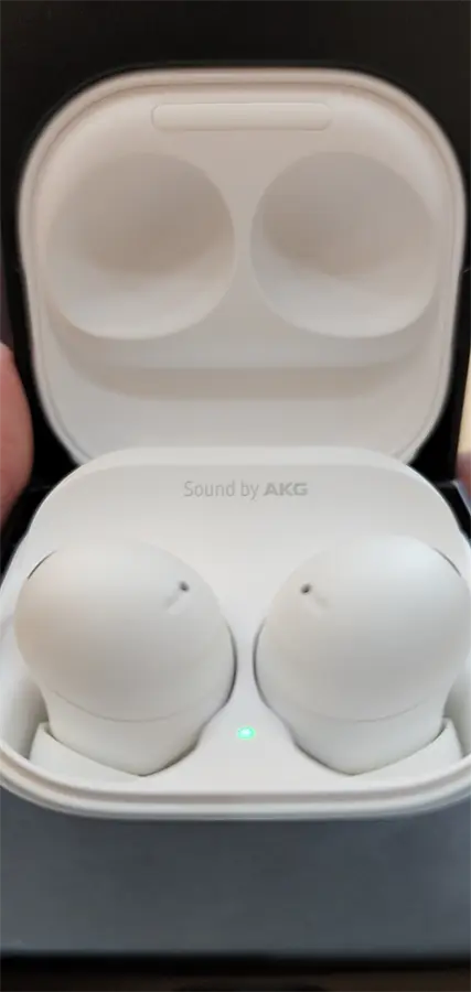 Khách hàng review Tai nghe Bluetooth True Wireless Samsung Galaxy Buds 2 Pro R510N Trắng 4