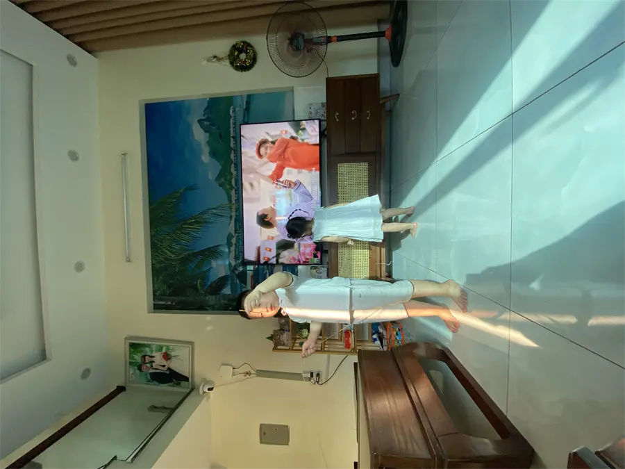 Khách hàng review Smart Tivi LG 4K 65 inch 65UQ8000PSC 17