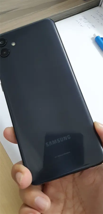 Khách hàng review Điện thoại Samsung Galaxy A04 (3GB/32GB) 5