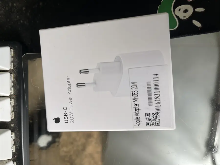 Khách hàng review Sạc nhanh Type-C PD 20W Apple 27