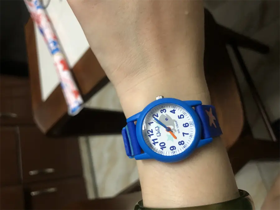 Khách hàng review Đồng hồ Q 2