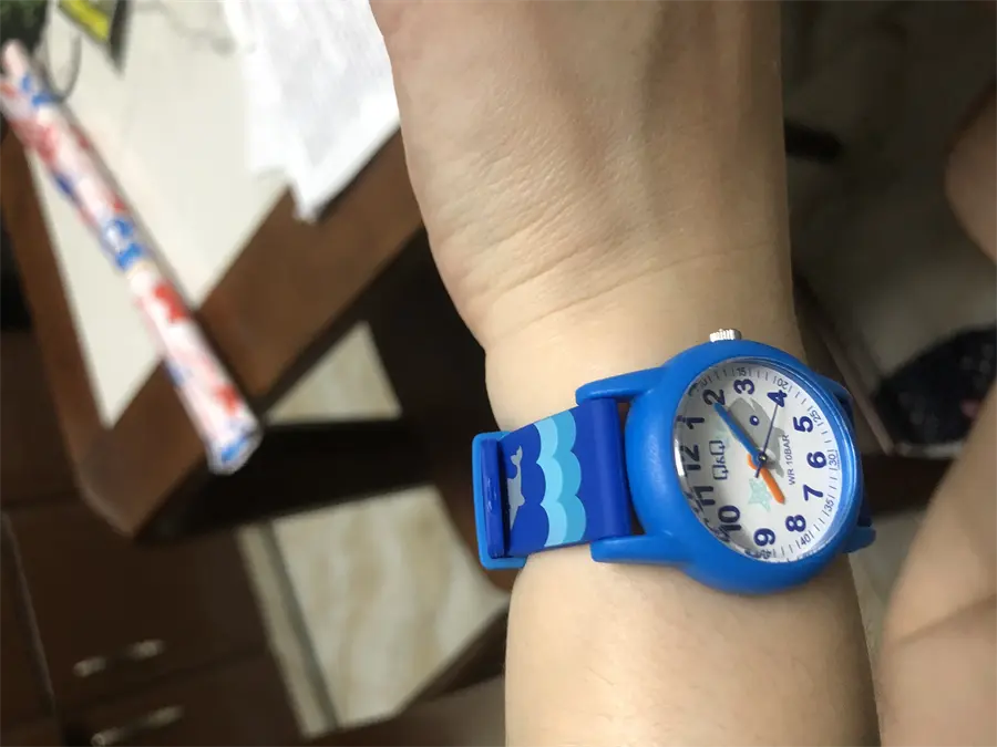 Khách hàng review Đồng hồ Q 3