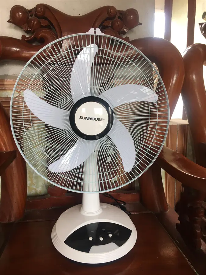 Khách hàng review Quạt sạc điện Sunhouse 5 cánh SHD7223 24W 13