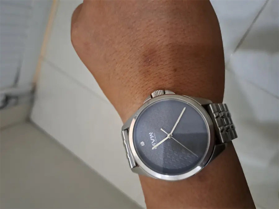 Khách hàng review Đồng hồ MVW 42 mm Nam MS023-01 4