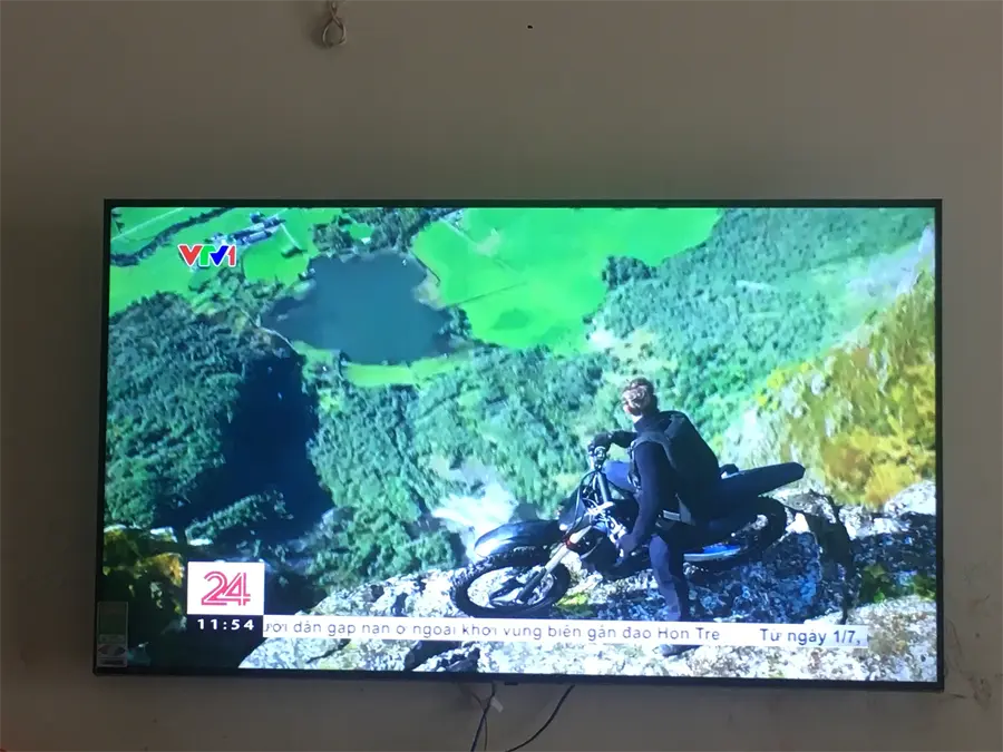 Khách hàng review Smart Tivi LG 4K 65 inch 65UQ8000PSC 14