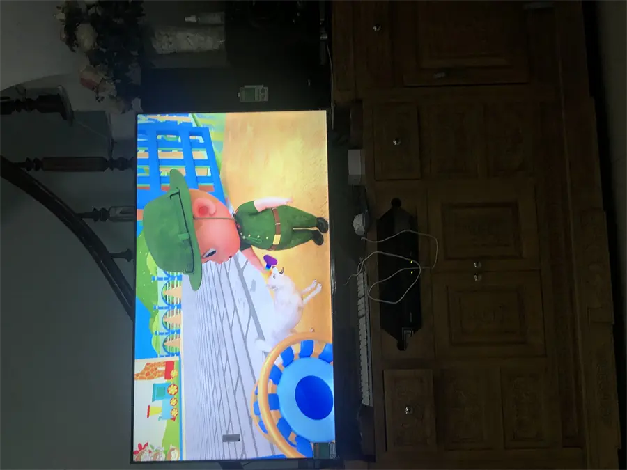 Khách hàng review Android Tivi Sharp 4K 55 inch 4T-C55EK2X 6