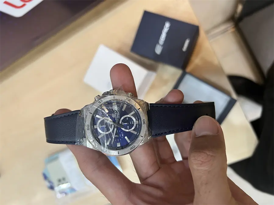 Khách hàng review Đồng hồ EDIFICE CASIO 44.3 mm Nam EFV-640L-2AVUDF 1