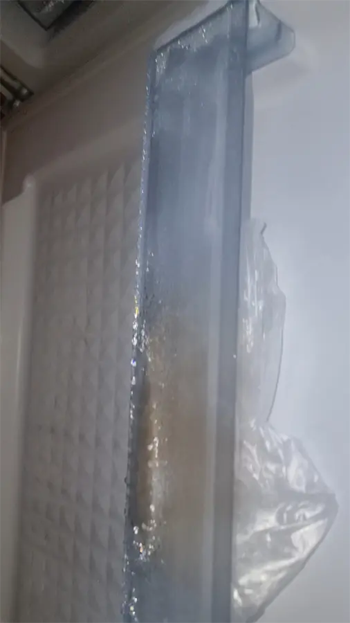 Khách hàng review Tủ lạnh Panasonic Inverter 322 lít NR-BC360QKVN 6