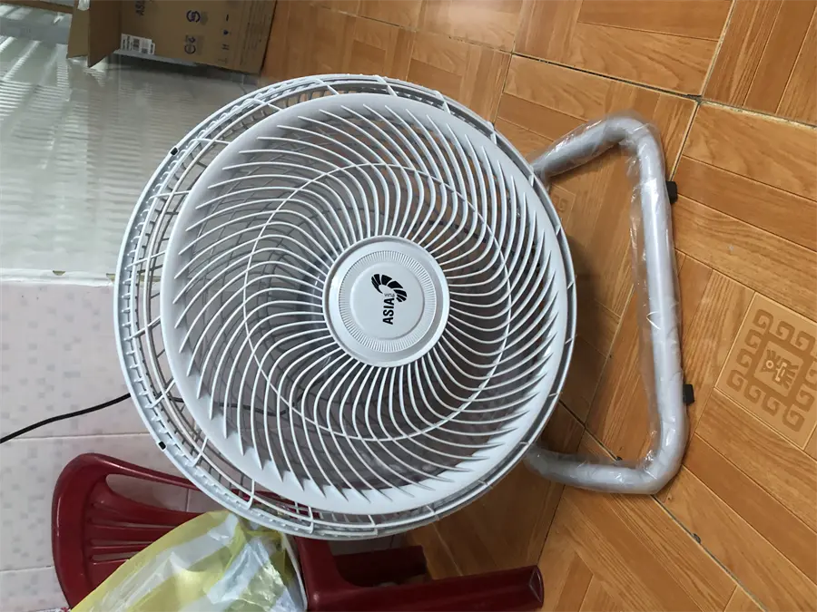 Khách hàng review Quạt sàn Asia 6 cánh VY636790 80W 7