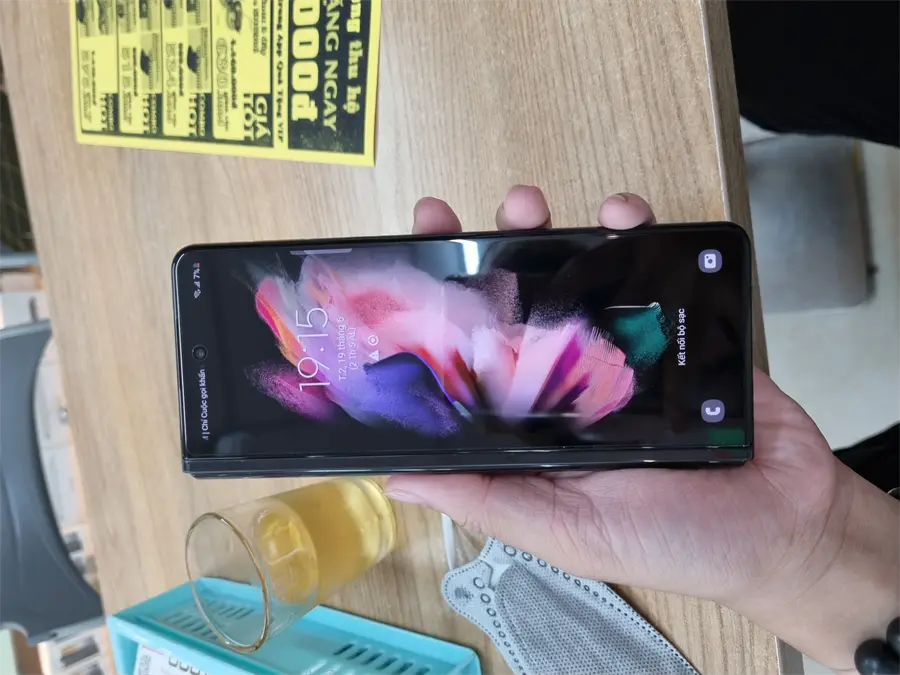 Khách hàng review Điện thoại Samsung Galaxy Z Fold3 5G 256GB 9