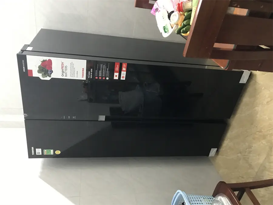 Khách hàng review Tủ lạnh Toshiba Inverter 596 lít Side By Side GR-RS780WI-PGV(22)-XK 3