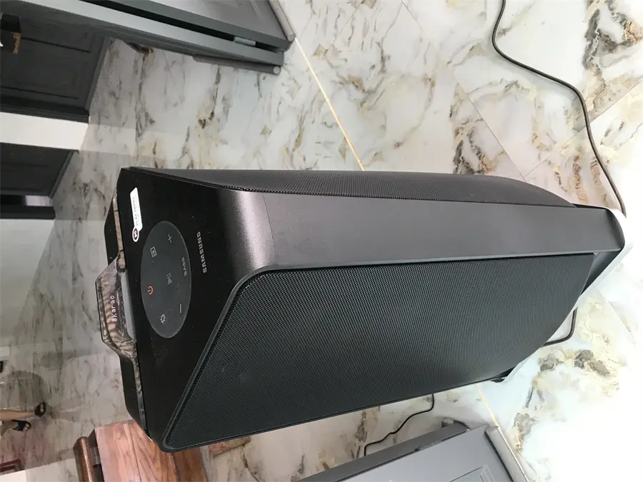 Khách hàng review Loa tháp Samsung MX-T70/XV 1500W 35