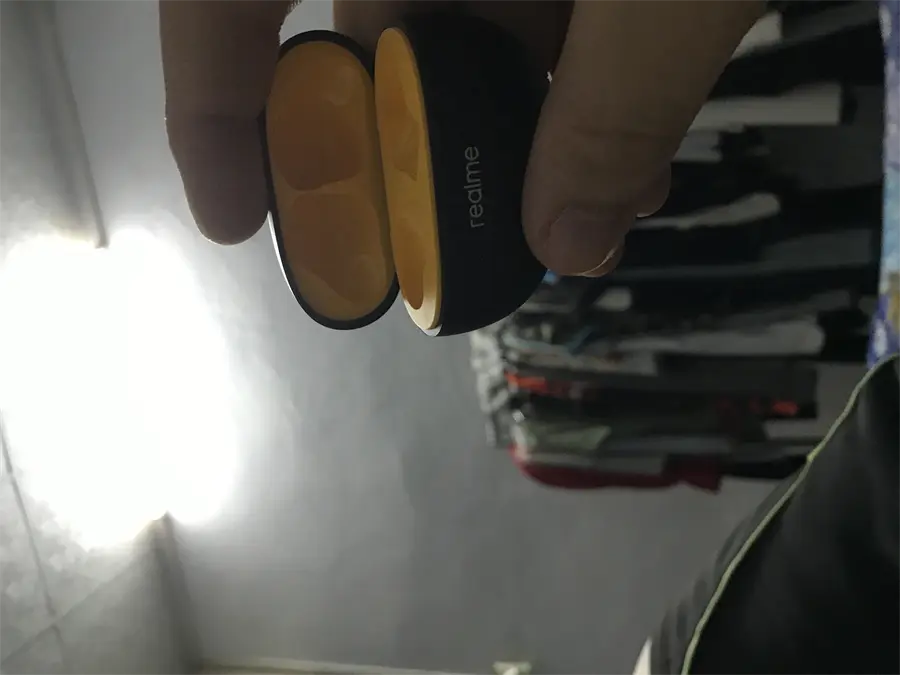 Khách hàng review Tai nghe Bluetooth True Wireless realme Buds T100 5