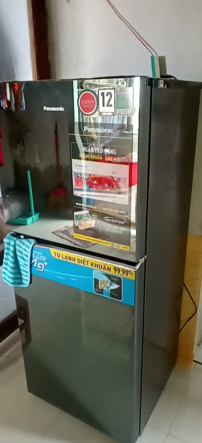 Khách hàng review Tủ lạnh Panasonic Inverter 268 lít NR-TV301VGMV 22