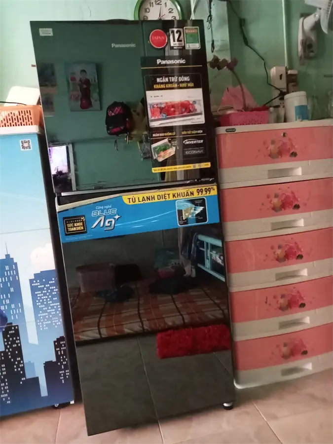 Khách hàng review Tủ lạnh Panasonic Inverter 268 lít NR-TV301VGMV 20