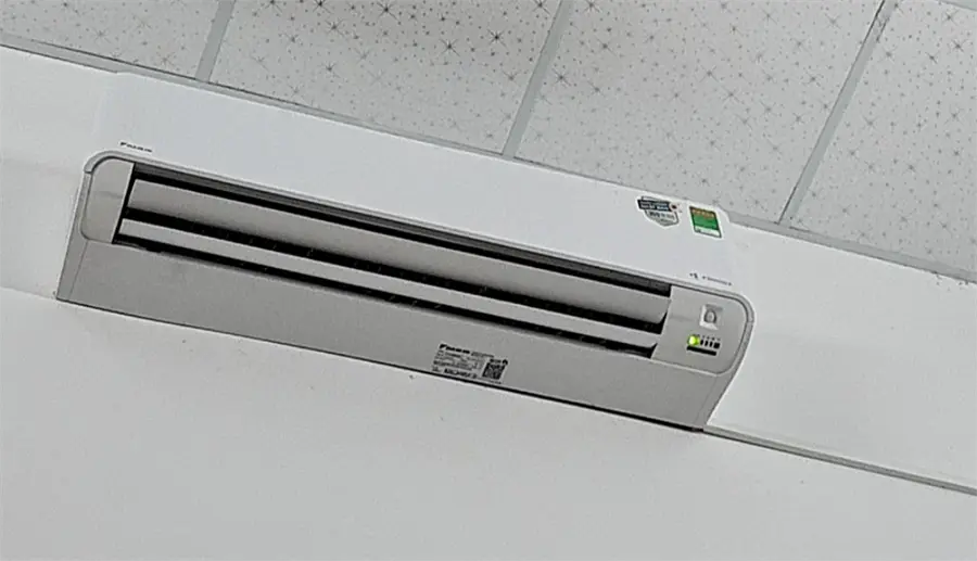 Khách hàng review Máy lạnh Daikin Inverter 2.5 HP FTKY60WVMV 1