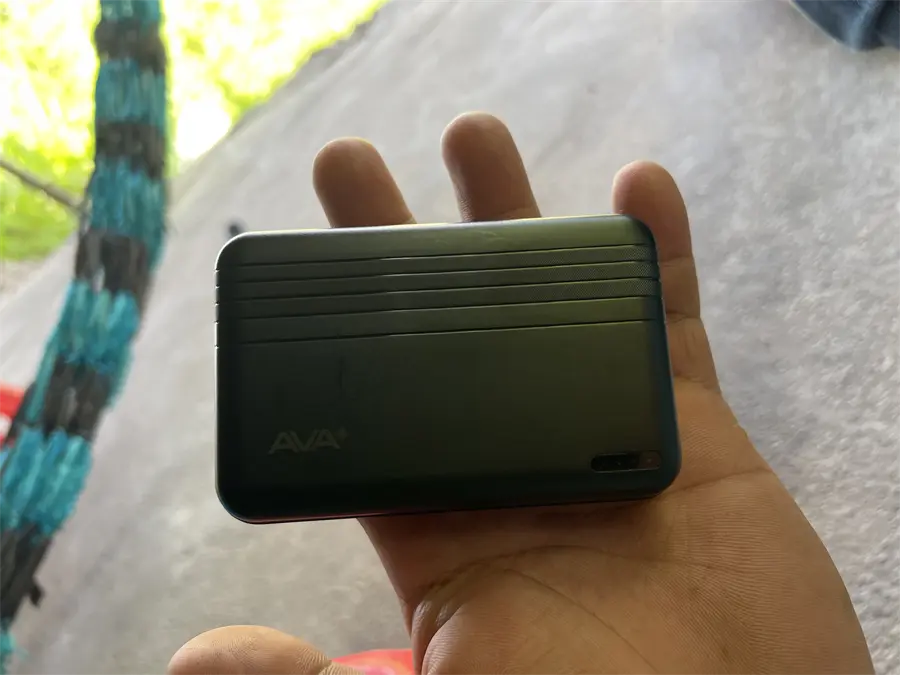Khách hàng review Pin sạc dự phòng Polymer 10000mAh 12W AVA  DS609A 34
