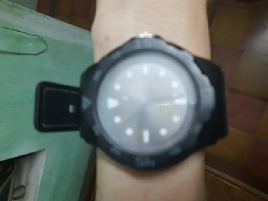 Khách hàng review Đồng hồ Q 1