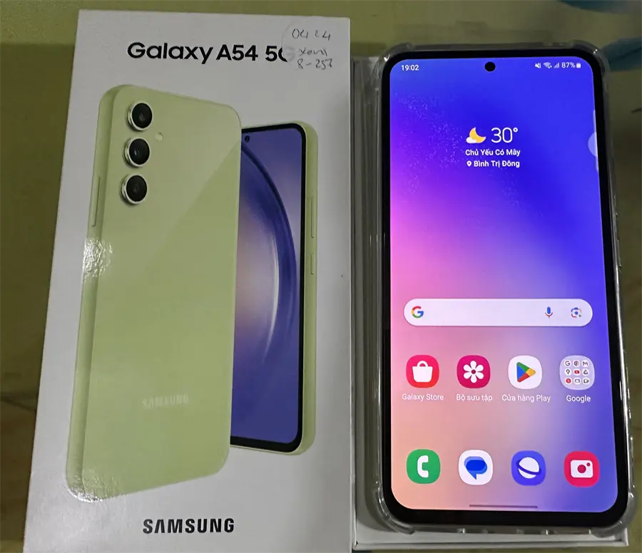 Khách hàng review Điện thoại Samsung Galaxy A54 5G 256GB 3