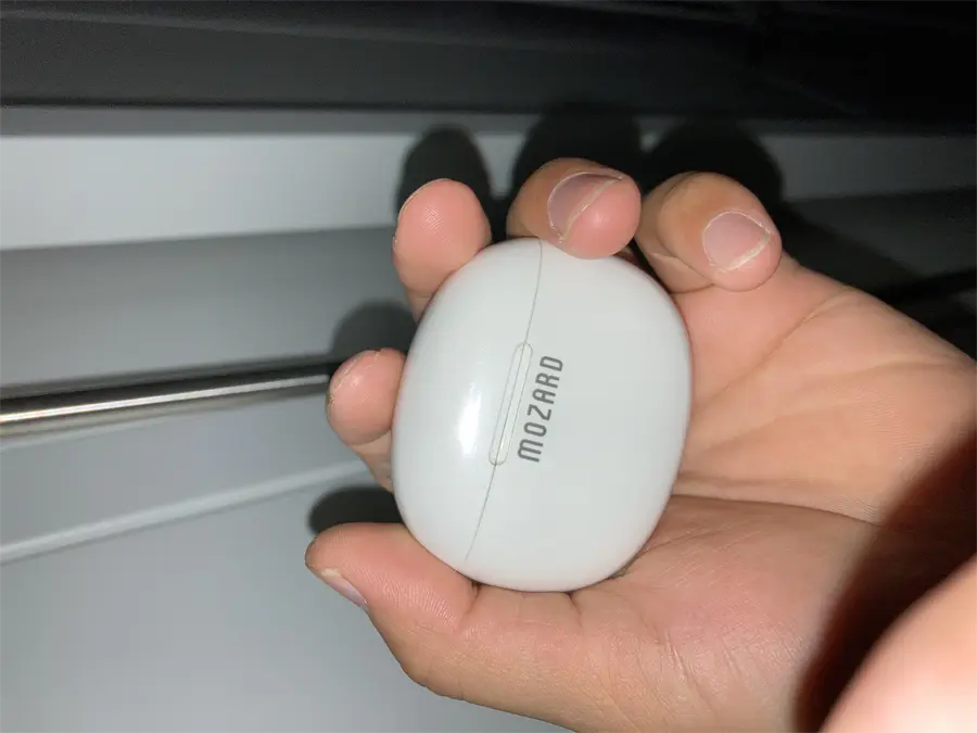 Khách hàng review Tai nghe Bluetooth True Wireless Mozard AT15 1
