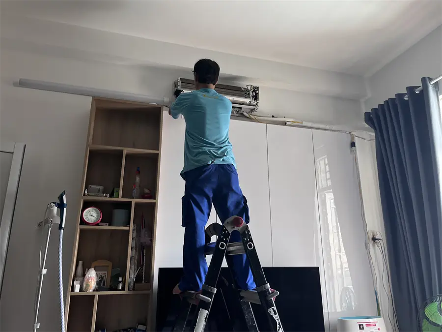 Khách hàng review Máy lạnh Gree Inverter 1.5 HP GWC12PB-K3D0P4 7