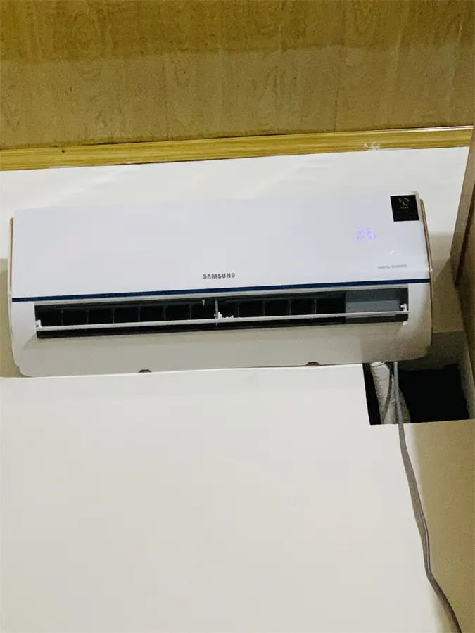 Khách hàng review Điều hòa Samsung Inverter 12000 BTU AR12TYHQASINSV 12