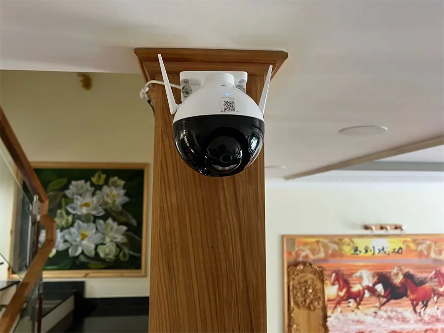 Khách hàng review Camera IP Ngoài Trời 360 Độ 4MP Ezviz C8W 7