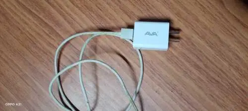Khách hàng review Adapter sạc USB 10.5W Dual AVA U215 1