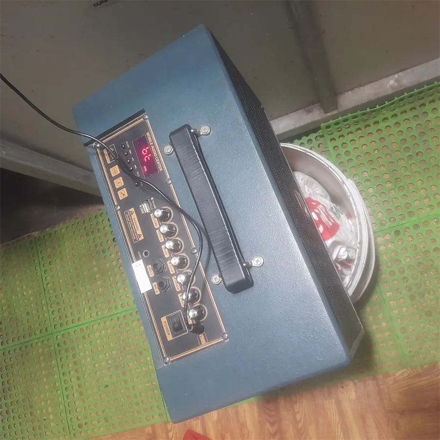 Khách hàng review Loa karaoke xách tay Mobell MK-4020 300W 3