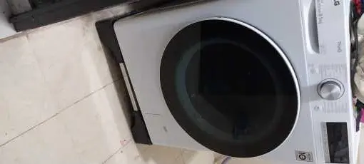 Khách hàng review Máy giặt LG AI DD Inverter 8.5 kg FV1408S4W 7