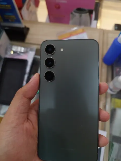 Khách hàng review Điện thoại Samsung Galaxy S23 5G 128GB 2