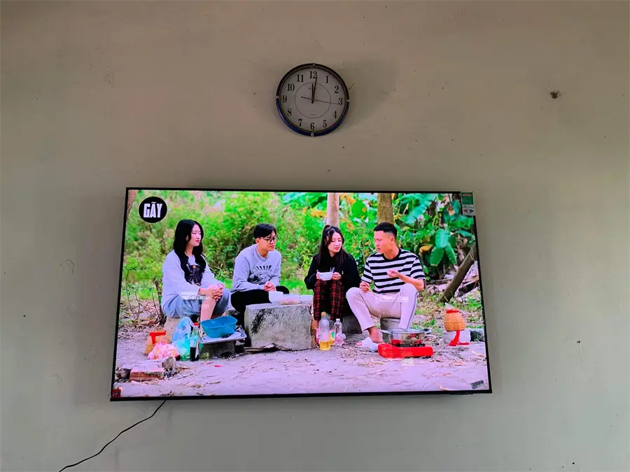 Khách hàng review Smart Tivi Samsung 4K Crystal UHD 65 inch UA65AU8100 4