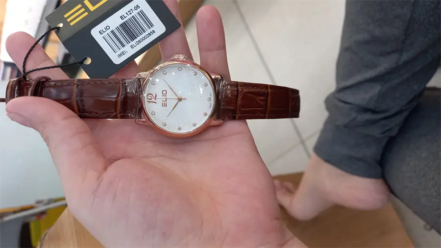 Khách hàng review Đồng hồ Elio 35.2 mm Nữ EL127-05 3
