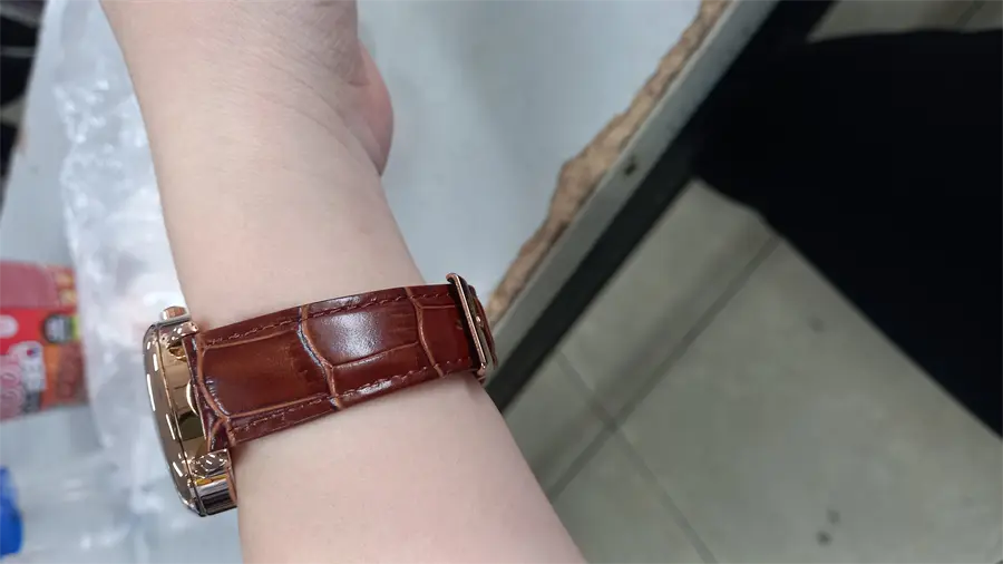 Khách hàng review Đồng hồ Elio 35.2 mm Nữ EL127-05 2