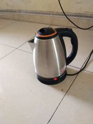Khách hàng review Bình đun siêu tốc Điện Quang 1.8 lít ĐQ EKT06 1518 BL 5