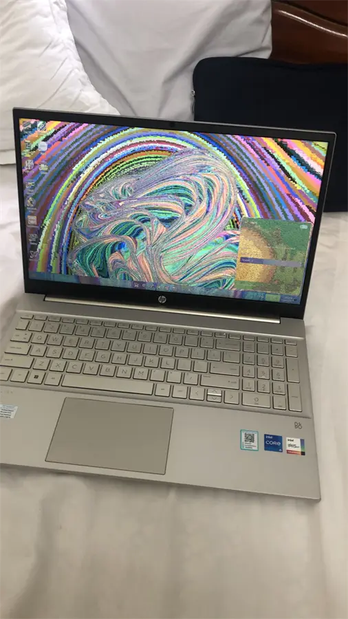 Khách hàng review Laptop HP Pavilion 15 eg2081TU - 7C0Q4PA (i5 1240P, 16GB, 512GB, Full HD, Win11) 8
