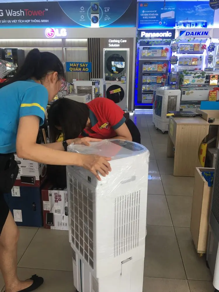 Khách hàng review Quạt điều hòa Sunhouse SHD7723 100W 2
