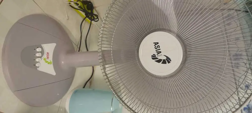 Khách hàng review Quạt lửng Asia 3 cánh A16019-XV0 45W 3