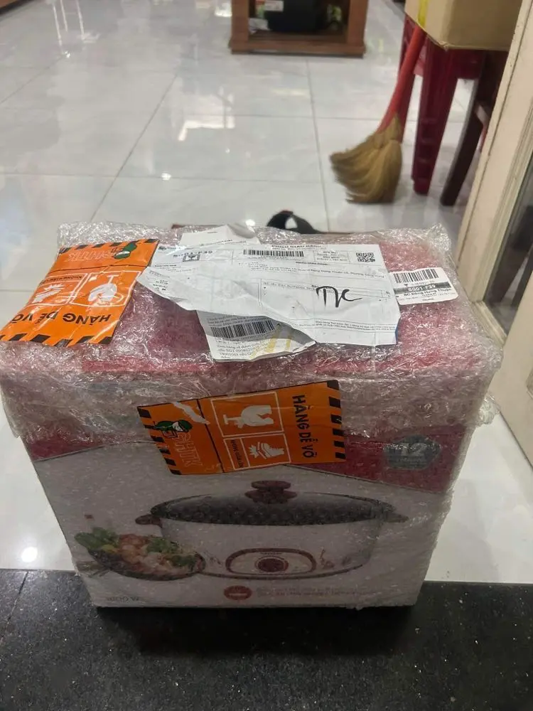 Khách hàng review Nồi lẩu điện Sunhouse SH-525L 4 lít 4
