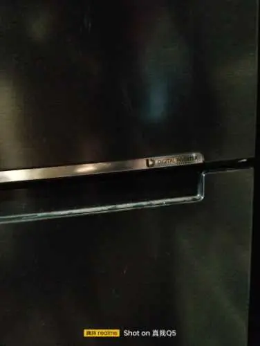 Khách hàng review Tủ lạnh Samsung Inverter 322 Lít RT32K503JB1/SV 2