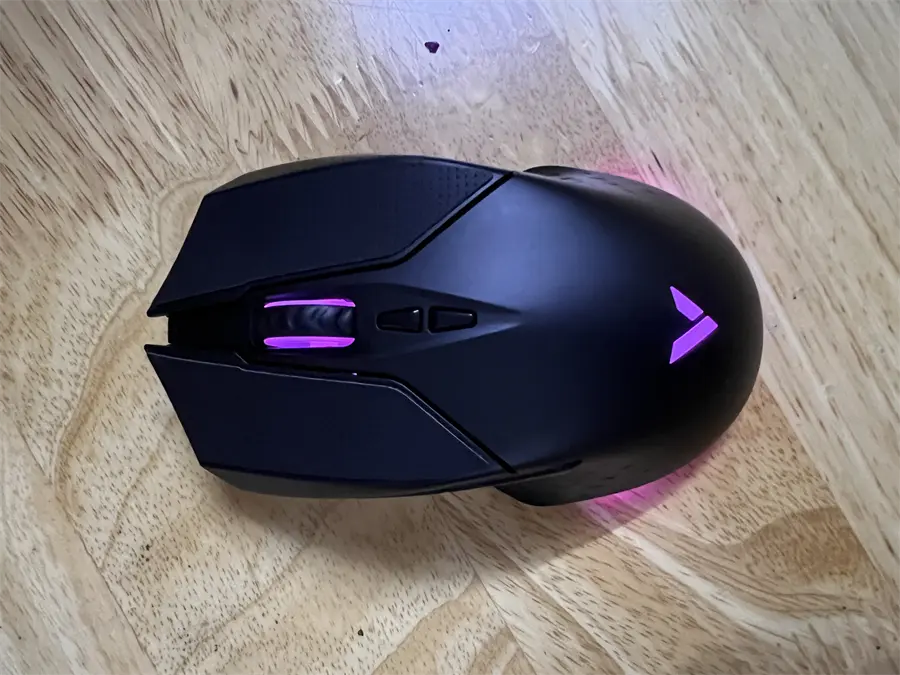 Khách hàng review Chuột không dây Rapoo Gaming V20W 2