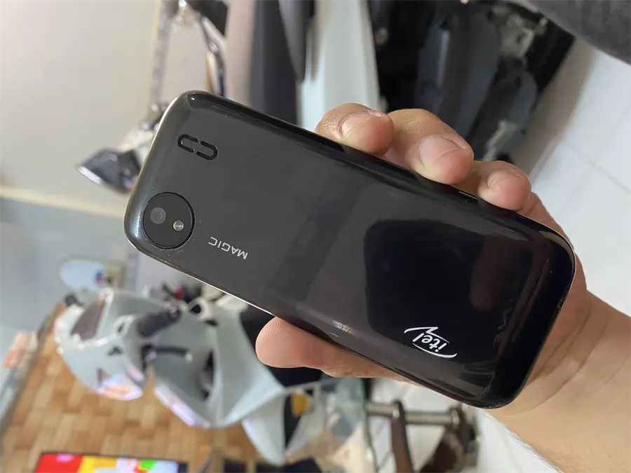 Khách hàng review Điện thoại Itel it9210 7