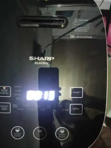 Khách hàng review Nồi cơm cao tần Sharp 1.8 lít KS-IH191V-BK 3