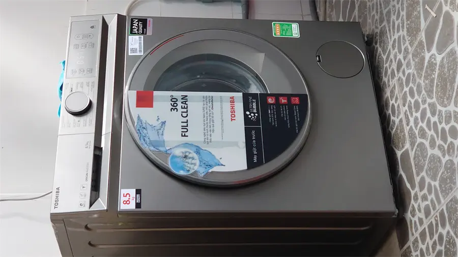 Khách hàng review Máy giặt Toshiba Inverter 8.5 kg TW-BL95A4V(SS) 4