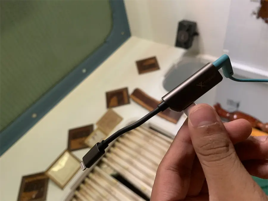 Khách hàng review Cáp chuyển đổi 2 cổng lightning sang 3.5mm Xmobile TS-E123 Xám 1
