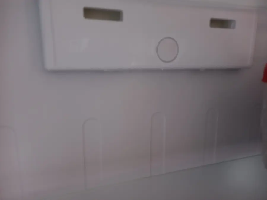 Khách hàng review Tủ lạnh Aqua Inverter 279 lít AQR-T300FA(WFB) 4
