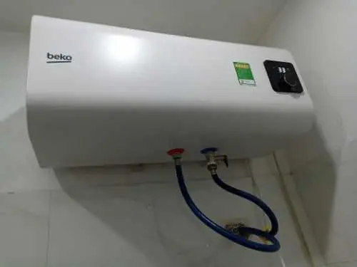 Khách hàng review Máy nước nóng gián tiếp Beko 30 lít BWH 30 SDH 1