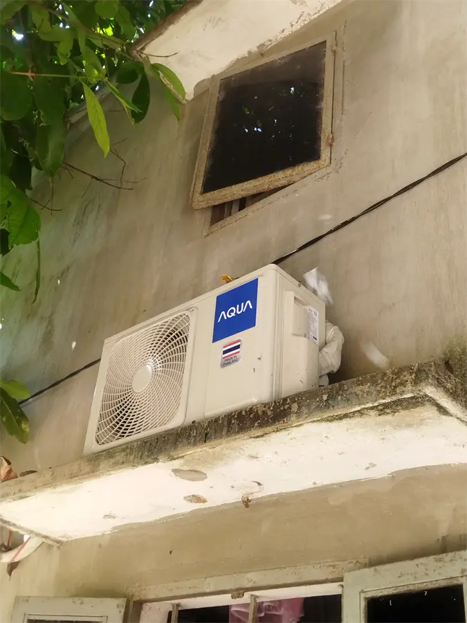 Khách hàng review Máy lạnh Aqua Inverter 1 HP AQA-RV9QA 17