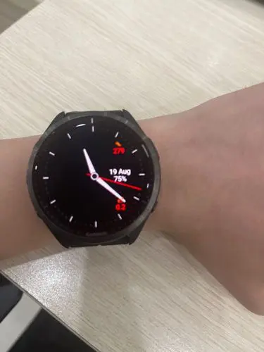 Khách hàng review Garmin Forerunner 265 Music 46.1mm dây silicone 2