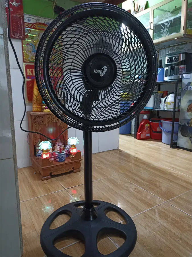 Khách hàng review Quạt đứng Asia 5 cánh VY619990 55W 9